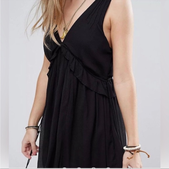 Free people v neck black ruffle sleeveless tunic dress - Picture 4 of 5